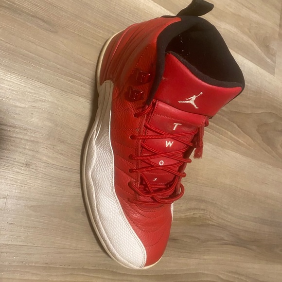 Just like New, rarely worn Jordan’s. Excellent condition - Picture 6 of 9